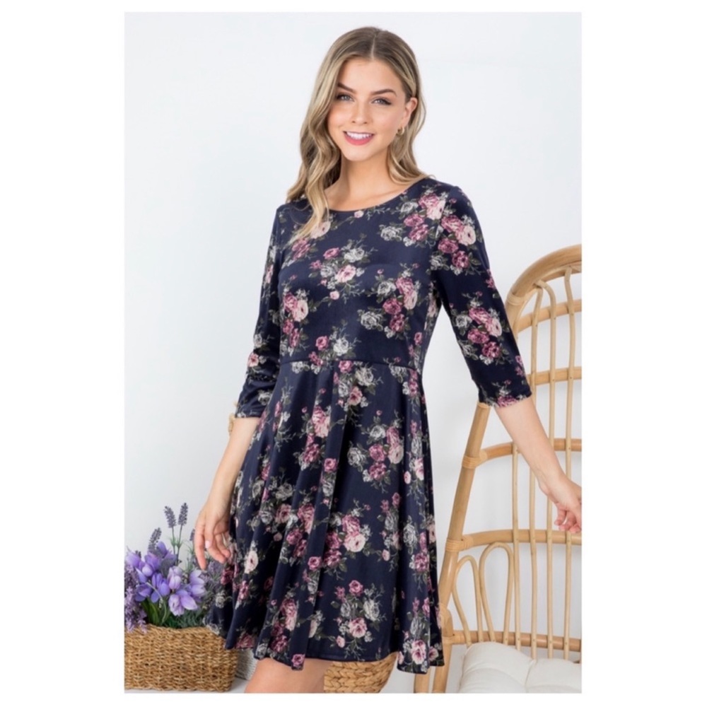 3 total- Navy Floral Velvet Cute Women's Dress - Picture 4 of 7